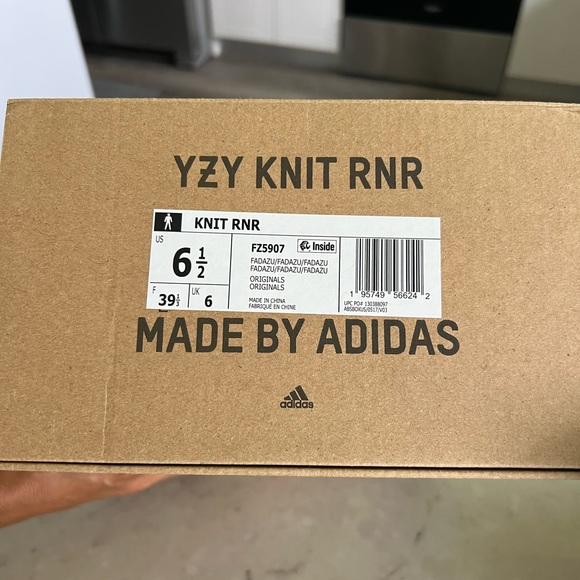 Yzy , Yeezy Knit RNR , Azure - Picture 2 of 3
